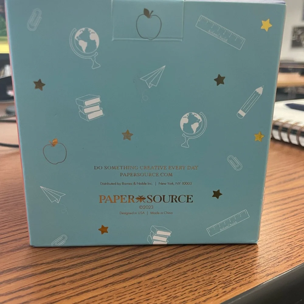 Teachers Make the World a Better Place Floral and Wood Soy Candle